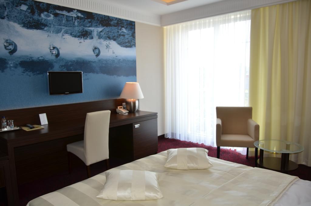 Hotel Falko 露米雅 外观 照片