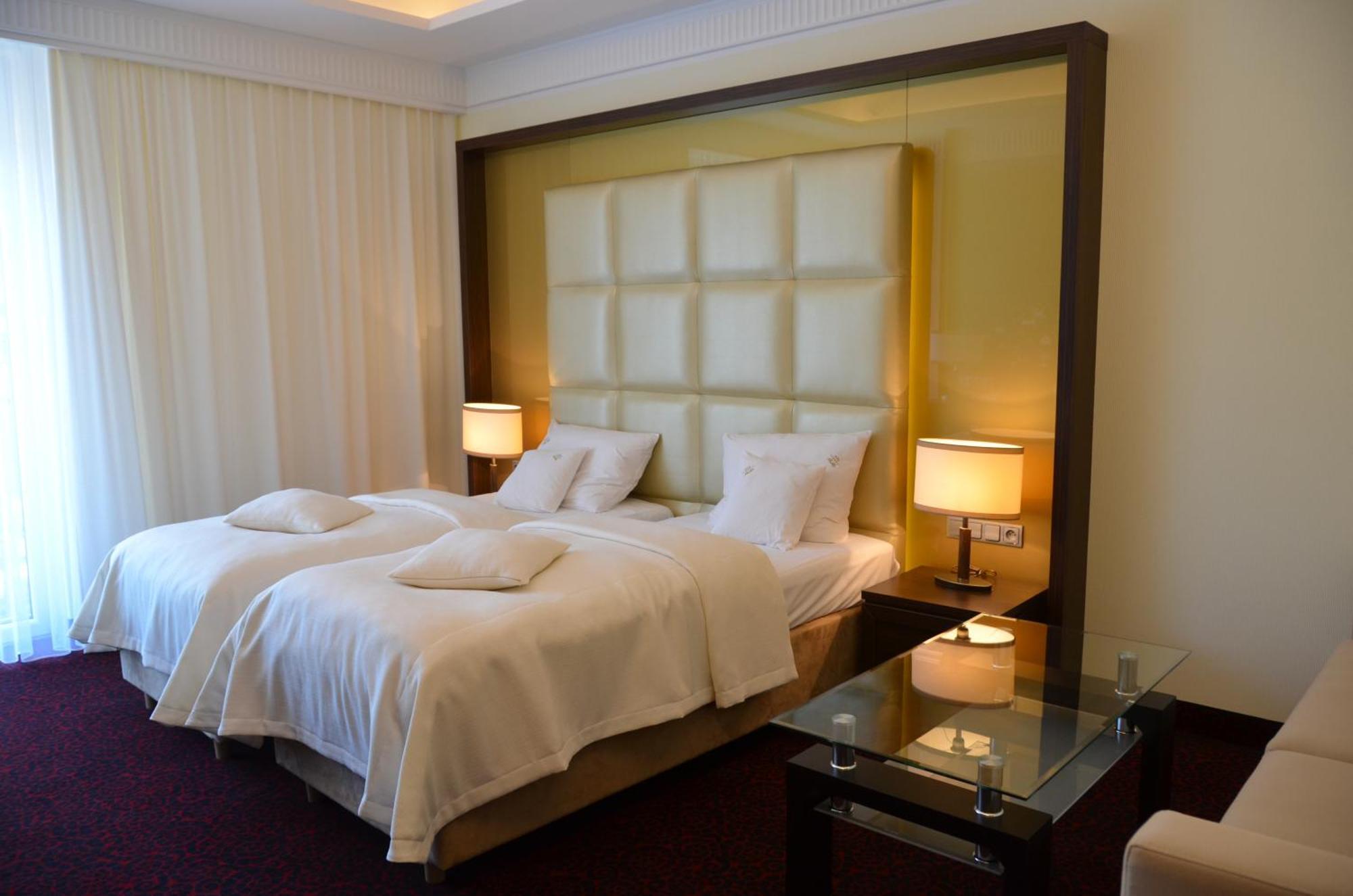 Hotel Falko 露米雅 外观 照片