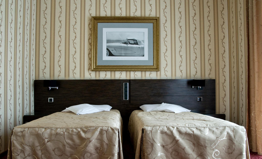 Hotel Falko 露米雅 外观 照片