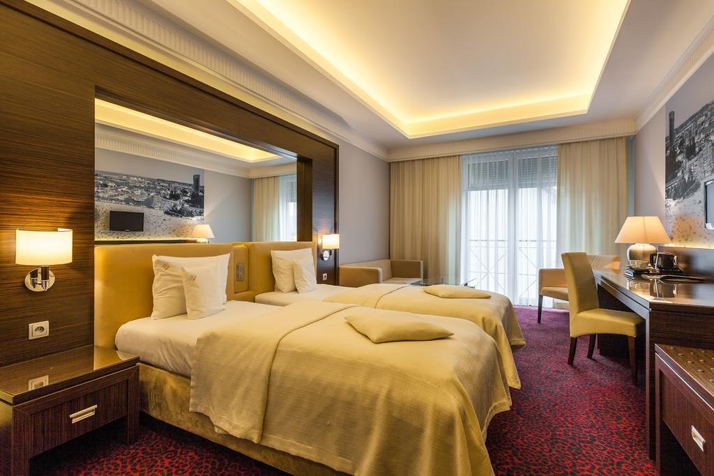 Hotel Falko 露米雅 外观 照片